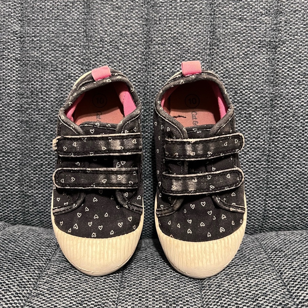 Toddler Parker Denim and Hearts Sneakers - Cat & Jack™
Blue 10T
